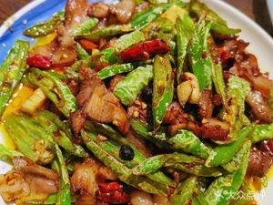 Xinmin Zhao's Twisted Rabbit (Tianfu Xiangcheng Branch)