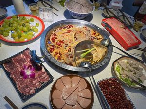 Wu Si Hot Pot (Jing'an Road Branch)