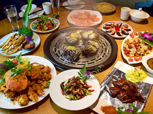 Lan Bei Seafood Restaurant (Jing'an Store)