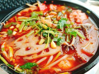Old Chengdu Hot Pot and Boiled Vegetables (Jinjiang Wanda Store)