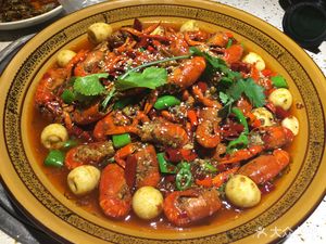 Youting Carp Dry Pot Roasted Fish Mama Pig Feet Sichuan Cuisine (Plaza Road Branch)
