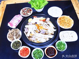 Yilong Rabbit Hot Pot Wild Mushroom Soup Pot (Oupeng Avenue Store)