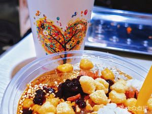 He Ji Danhong Gao (5th Branch in Qingyang)