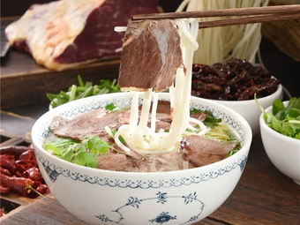 Teacher Qi's Freshly Sliced Beef Noodles