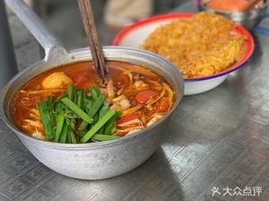 Luo Nannan Rice Noodles (Tianfu Third Street Store)