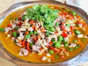 Zigong Yijue Fresh Rabbit in Pot (Baicao Road Branch)