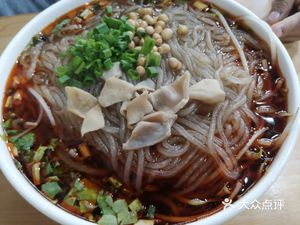 Handmade Intestine Noodles & Yibin Burnt Noodles