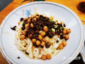 Shi Ba Zhu Fresh Mixed Noodles (University of Science and Technology Store)