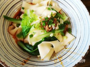Qing Jia Po Strong Handmade Noodles · Dumplings · Fried Rice