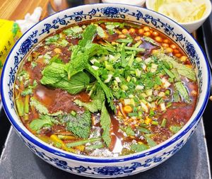 Mengzi Xiao Huang Niu Rice Noodles (Guanghua Branch)