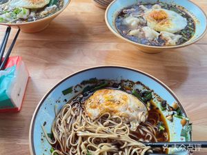 Yi Flavor Spicy Beef Noodles (Wanhe Center Branch)