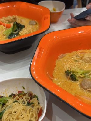 Zhang Liang Spicy Hot Pot