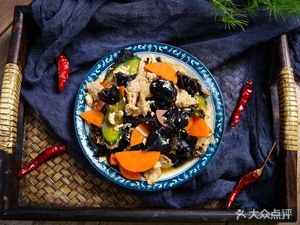 Liu Luobo Northeast Cuisine (Gao Sha North District Branch)