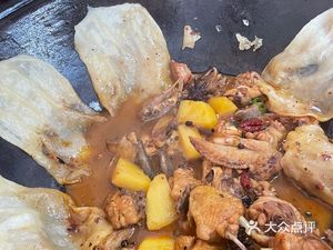 Lin Zhuang Hot Pot · Yu An Earth Pot Chicken
