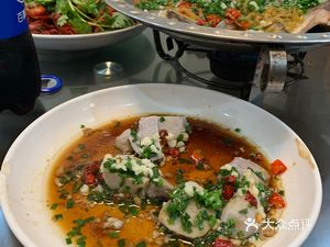 Tonglu Local Cuisine Restaurant (Jinqiao Street Store)