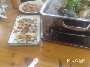 Chuan People's Sichuan Cuisine (Qige Community Branch)