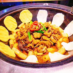 Anhui North Earth Pot Cooking (Qige Community Branch)