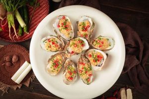 Chenghuo Ji (Jinding Yangguang Apartment Store)