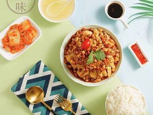 Hainan Chicken Rice (Baolong Branch)