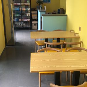 Wu Gu Qing Shi (Pu Gong Ying Store)