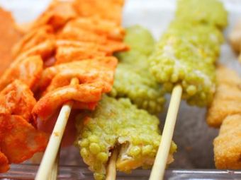 Fried Skewers with Flatbread