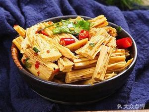 Old Home Earth Oven Chicken (Lin Gang Guagang Third Road Branch)