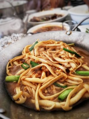 Neighborhood Dish