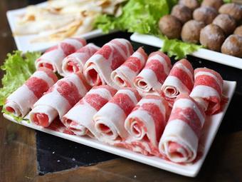 Shu Jiuxia Hot Pot & Grilling Fusion (Fuyang Branch)