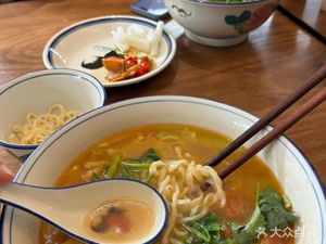 Tong Ge Noodle House