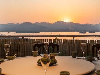 Friendly Restaurant · Lake Moon Restaurant