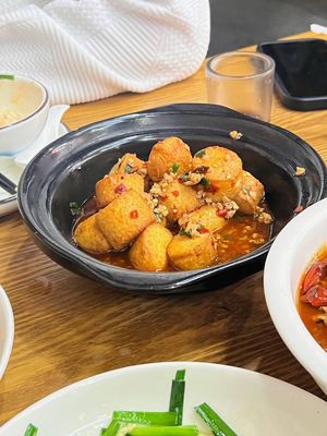 Xiao Xiang Village Hunan Cuisine (Hawei Xinjie Store)