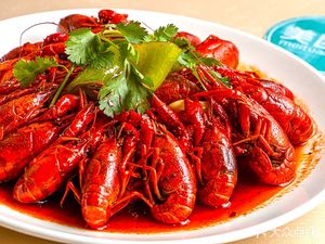 Quwei Quzhou Crawfish & Local Dishes (Binxing Branch)