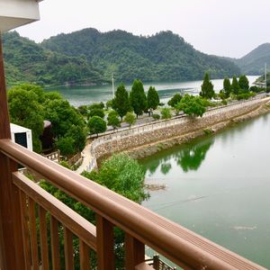Qian Dao Hu Shan Wan Wan Homestay (Thousand Island Lake Scenic Area Branch)