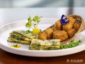 Baima Lake Jianguo Hotel · Golden Phoenix Chinese Restaurant