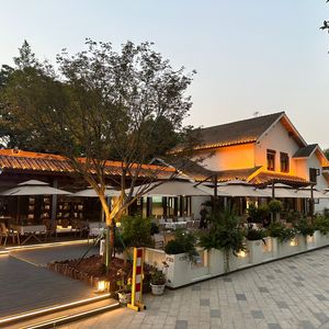 Tonglu Yueyawan Restaurant