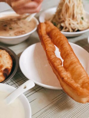 Wang's Fried Buns with No Alum and Oil-Free Doughsticks