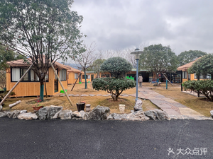 Lingxi Green Field