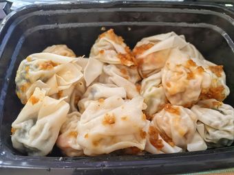 Lóng Shū Cantonese Steamed Dumplings