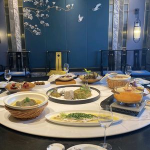 Jinhe Tang Premium Custom Dining (Dahu Street Store)