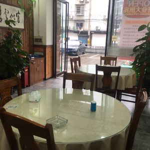 Jindoudou Home-style Restaurant (Hefeng Business Building Branch)