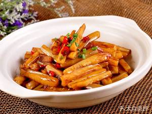 Xiang Cuisine Restaurant (Yaochen Commercial Building Branch)