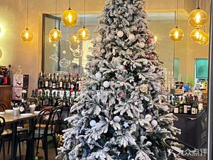 Gusto Kitchen&Bistro Italian Bistro