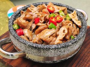 Zhong Hua Small Bowl Fast Food (Lü Dao Store)