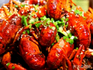 Liu Ji Oil-Braised Large Shrimp with Spicy Crab