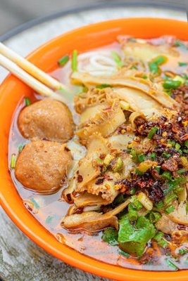 Zhou Ji Guizhou Huaxi Beef Noodles & Noodles Shop (Huangzhou Street Branch)