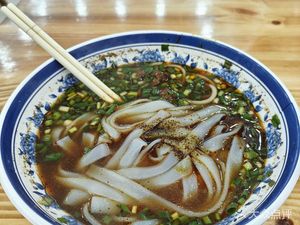 Yayuan Beef Noodles (Hanzheng Street Store)