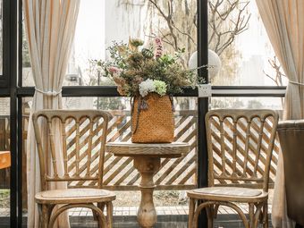 CJ Coffee & Dessert Shop