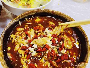 Jingzhou Cuisine Restaurant (Lingjiao Lake Road Branch)