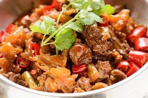 Luyi Home-style Cuisine (Wolong·Moshui Lake Side Phase 3 Branch)