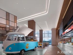 Hiwan Southeast Asian Buffet & Outdoor Grill (Wuhan Guobo Holiday Inn Suite Hotel)